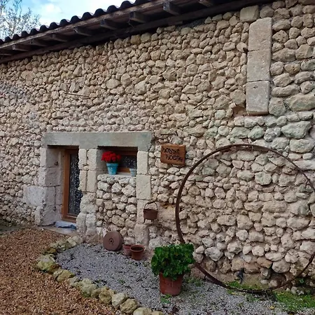 Holiday home Large 4 Bed House Available For Short Petit-Bersac