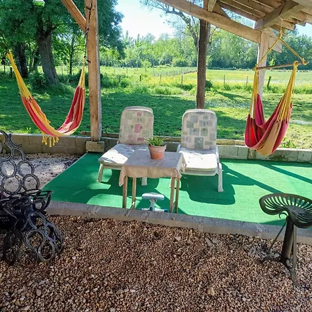 Large 4 Bed House Available For Short