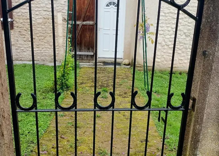 Feriehus Large 4 Bed House Available For Short *