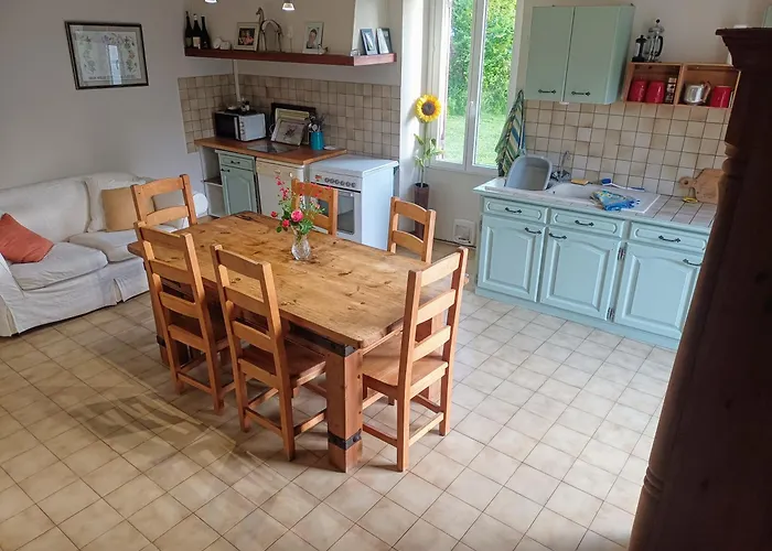 Feriehus Large 4 Bed House Available For Short *